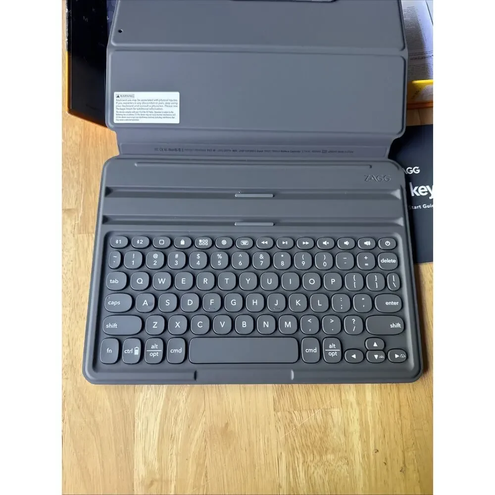 ZAGG Messenger Folio 2Keyboard&Case for Apple iPad 10.2